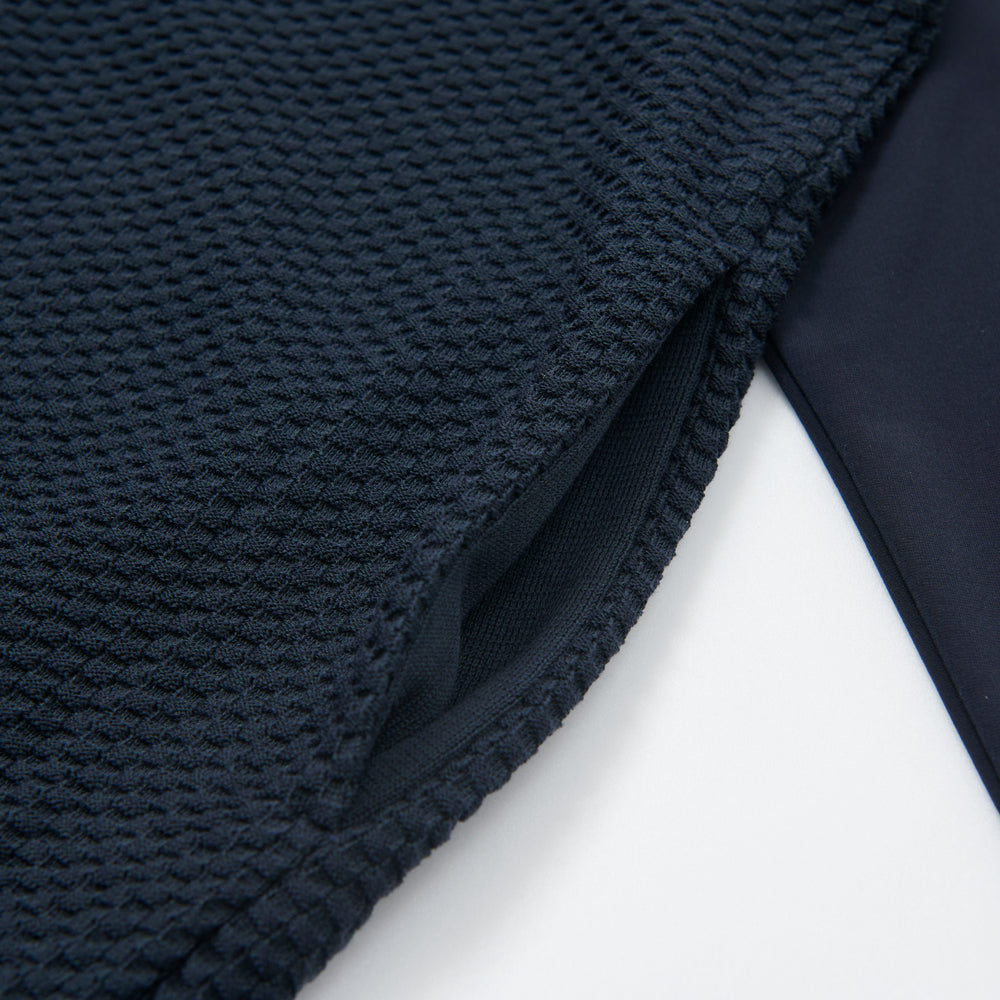 
                  
                    【栁俊太郎さん着用】Stretch ponch & Canoko-knit Cardigan NAVY [13114]
                  
                