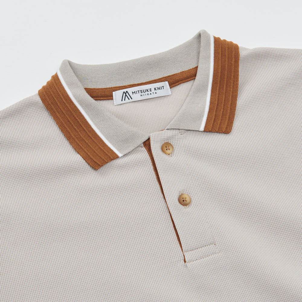 
                  
                    Surf Knit Short-Sleeved Polo Shirt BEIGE [24225]
                  
                