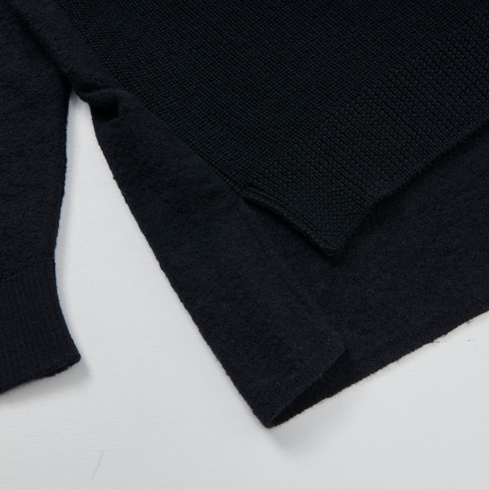 
                  
                    Shirt-docking Knit BLACK  [12402]
                  
                
