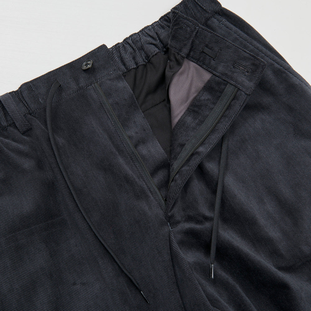 
                  
                    Microfiber Polyester  Wide Pants BLACK [72402]
                  
                