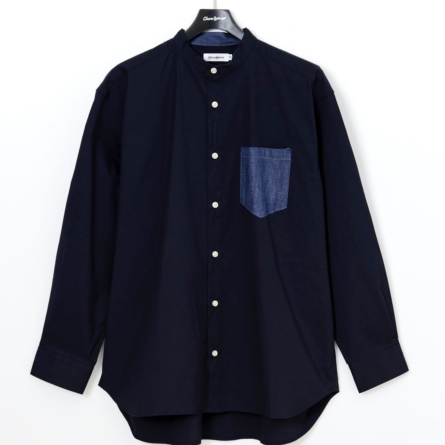 安藤政信さん着用】Band Collar Shirt NAVY [82302] – Charee Braver